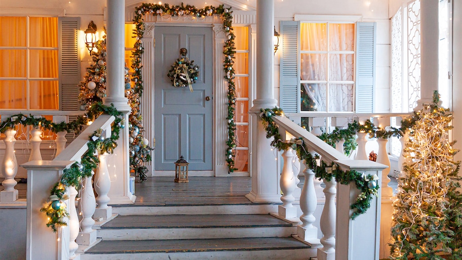 Christmas decorated porch 